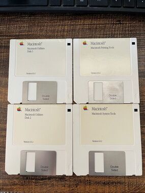 Apple Macintosh 3.5" Floppy Disks – White and Silver (Set of 4)